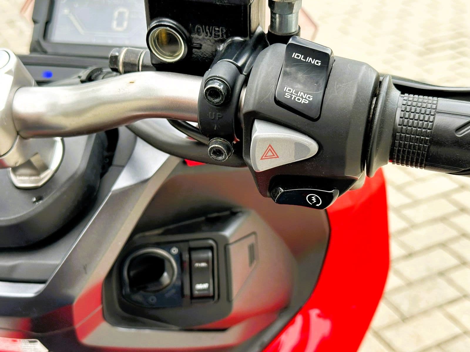 Honda Adv 150 - Imagem 8
