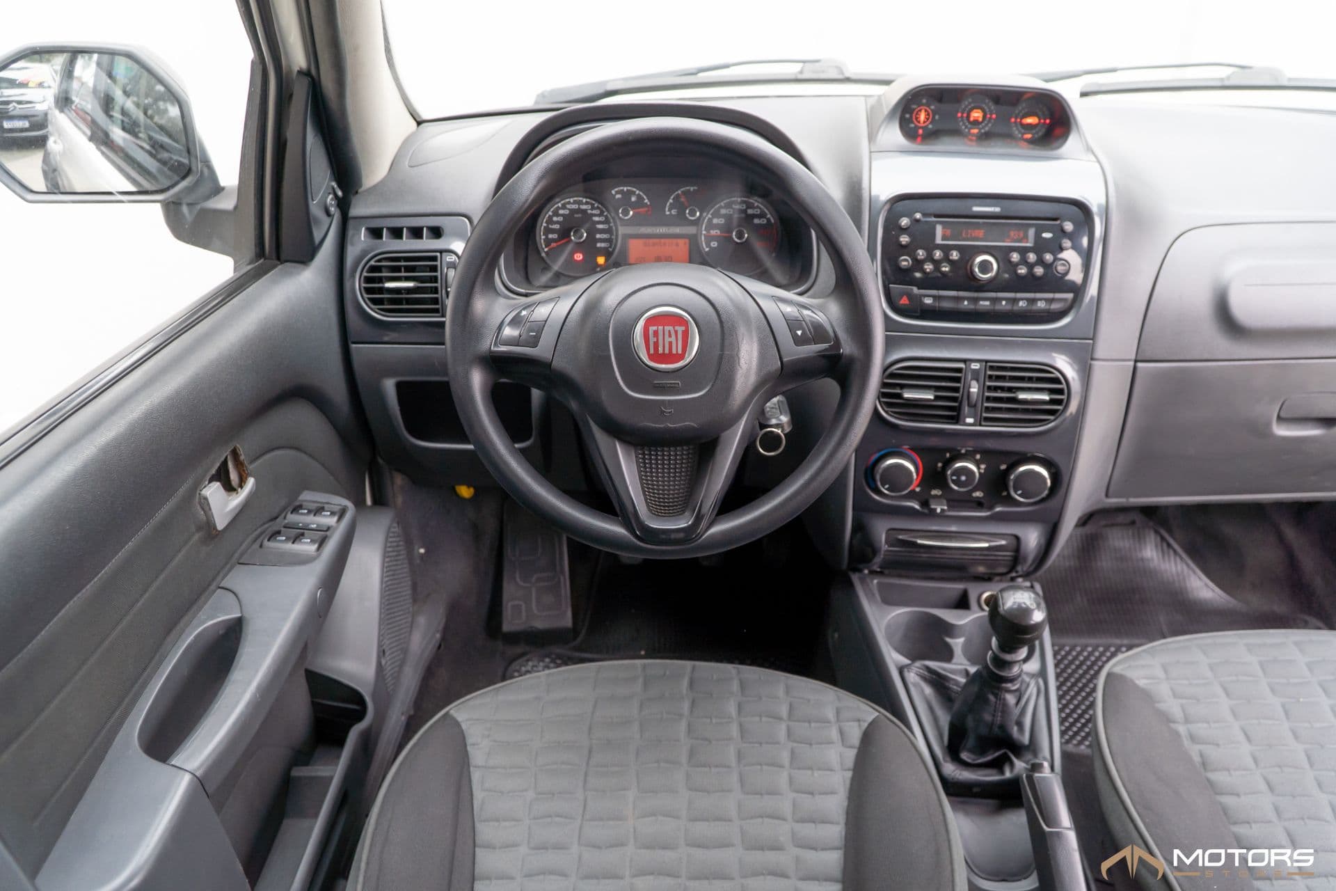 Fiat Palio Weekend Adventure - Imagem 14
