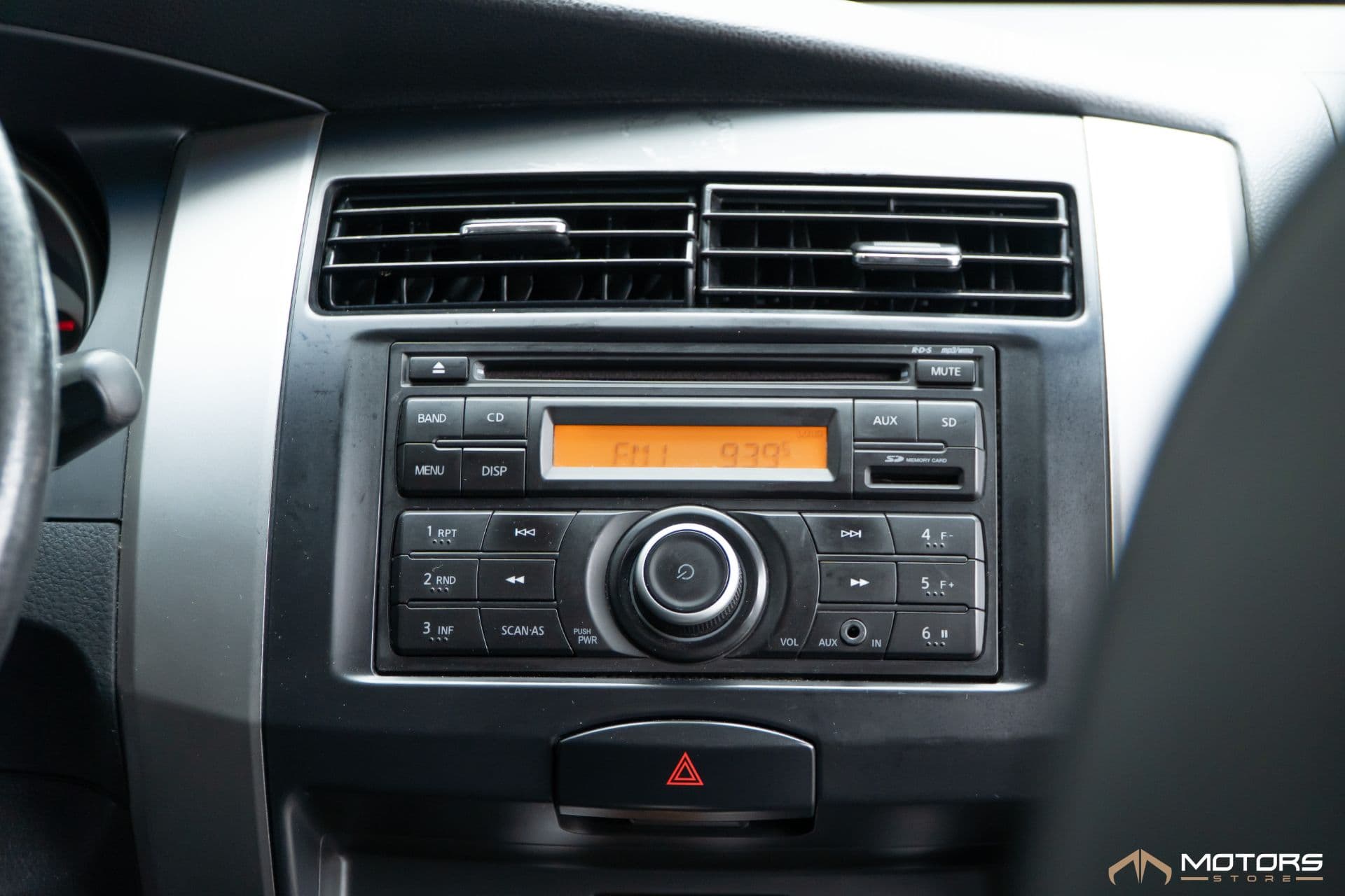 Nissan Livina Xgear 18sl - Imagem 10