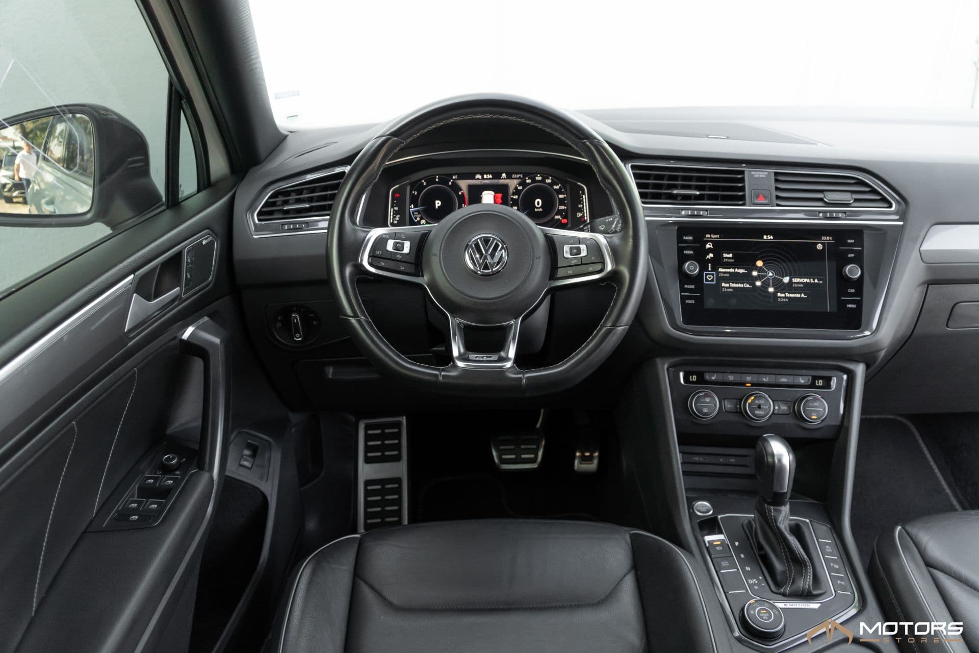 Volkswagen Tiguan Allspace R-line 350 Tsi 2.0 4x4 - Imagem 23