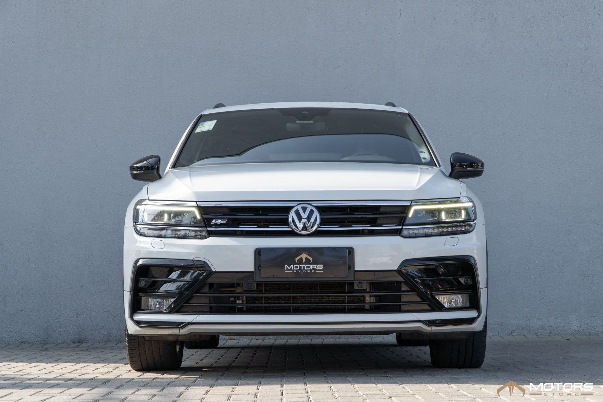 Volkswagen Tiguan Allspace R-line 350 Tsi 2.0 4x4 - Imagem 4