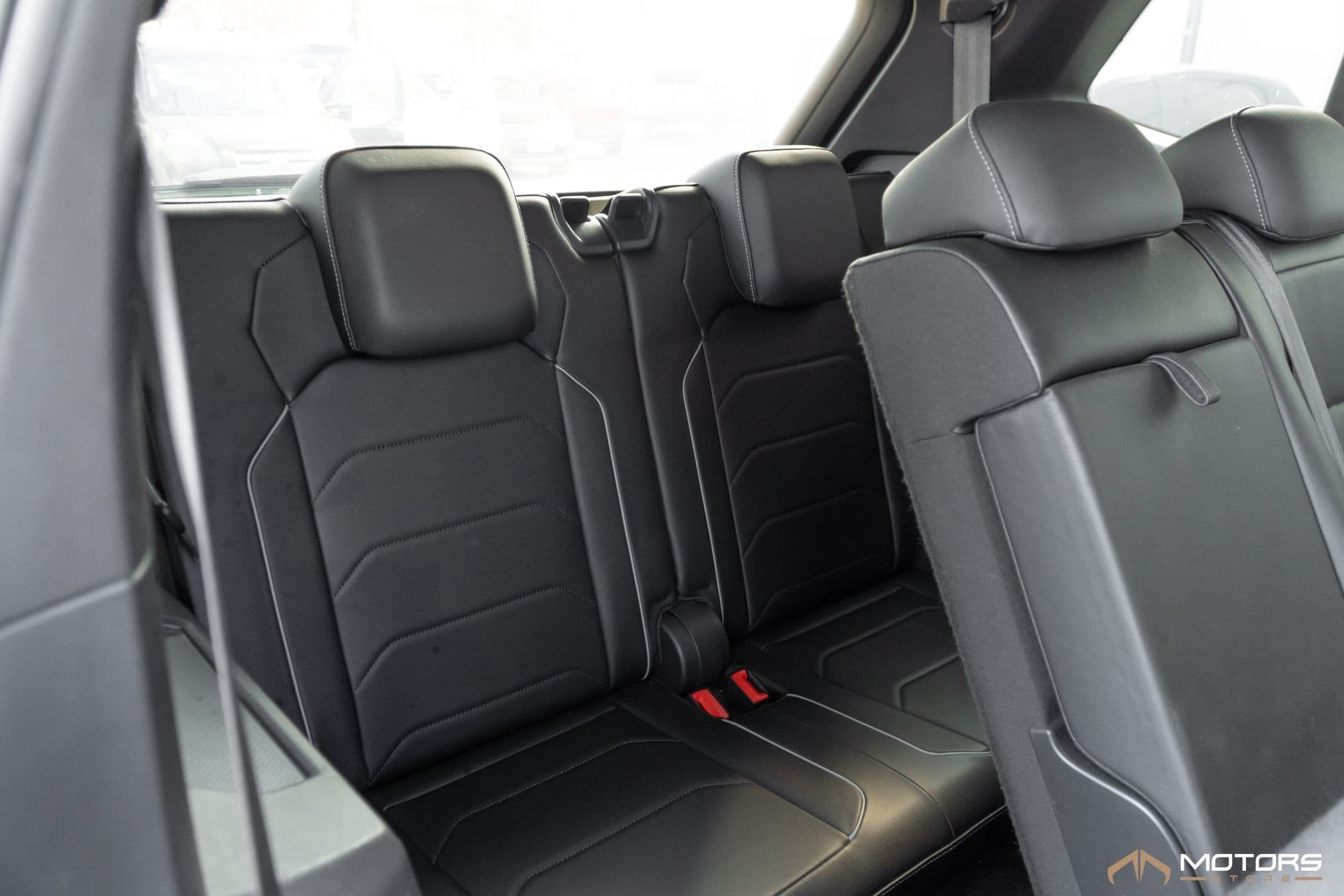 Volkswagen Tiguan Allspace R-line 350 Tsi 2.0 4x4 - Imagem 11
