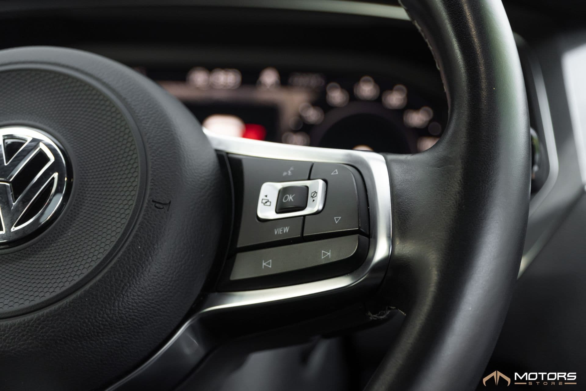 Volkswagen Tiguan Allspace R-line 350 Tsi 2.0 4x4 - Imagem 14