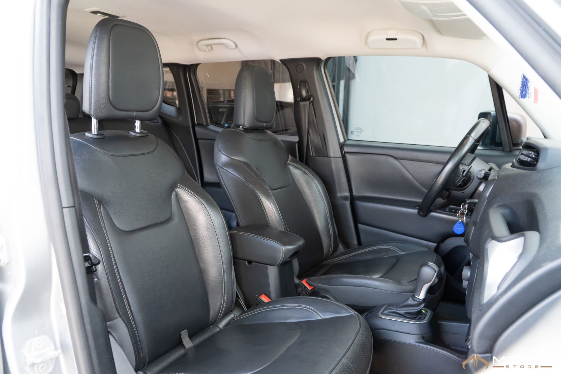 Jeep Renegade Longitude 1.8 Flex Automatico - Imagem 6