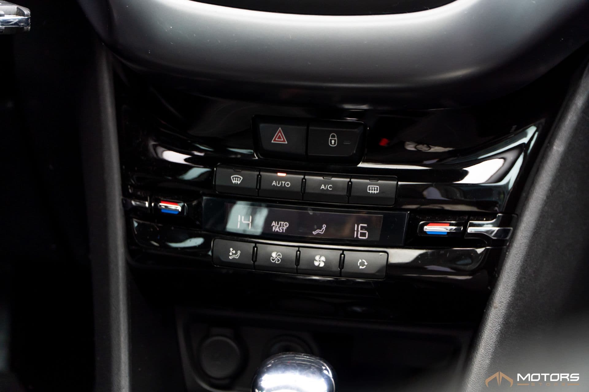 Peugeot 208 Griffe 1.6 - Imagem 12