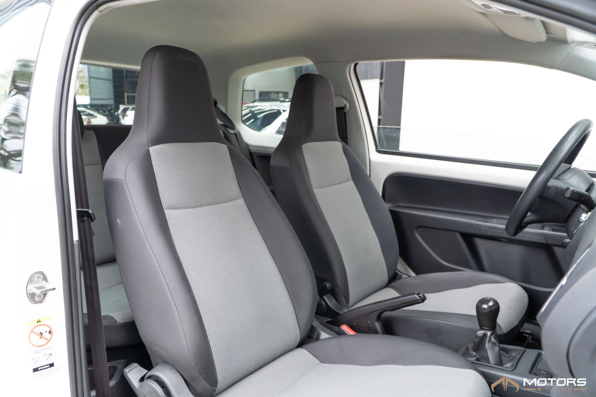 Volkswagen Up! Take 1.0l Mpi Total Flex Mec. 2p - Imagem 6