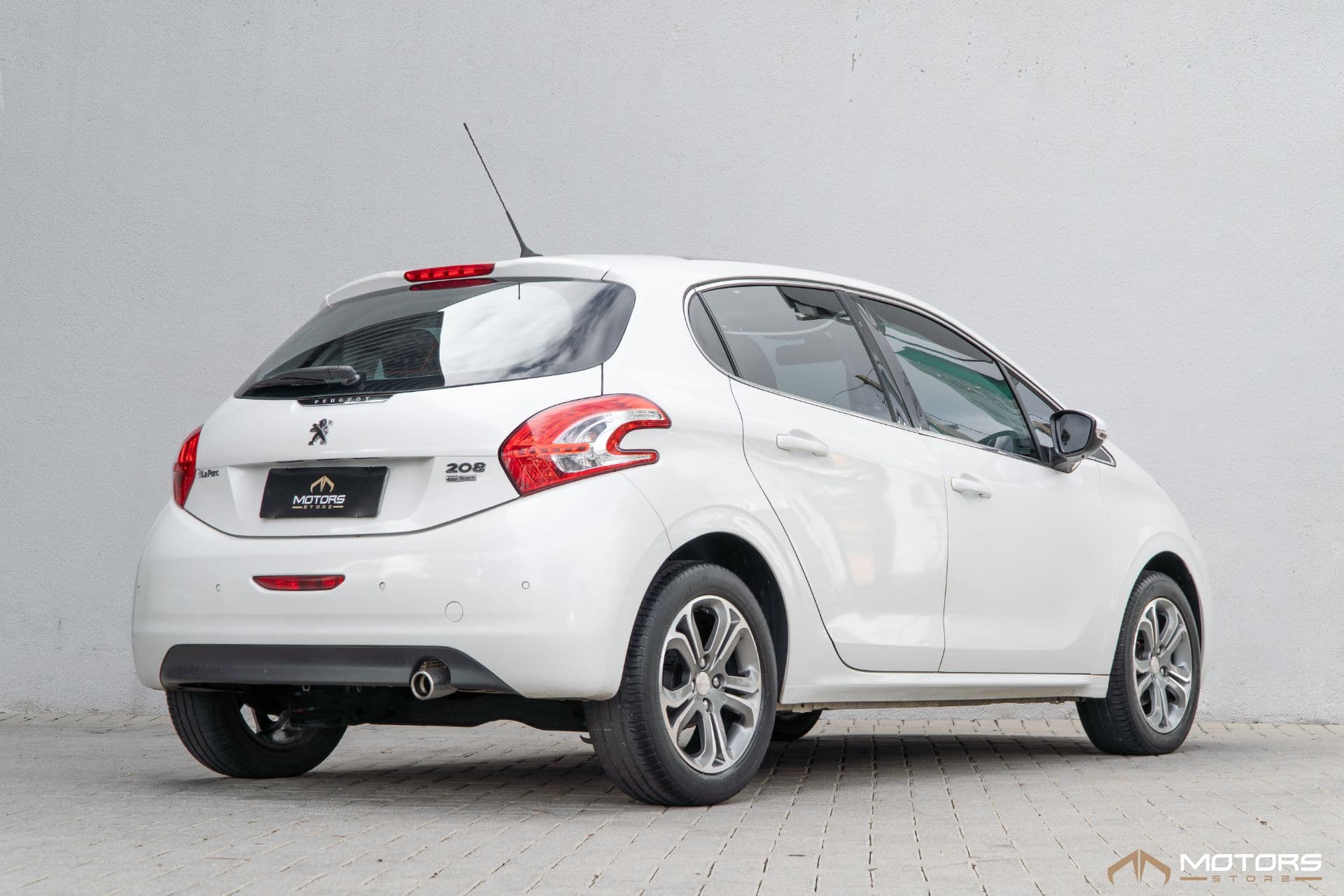 Peugeot 208 Griffe 1.6 - Imagem 2