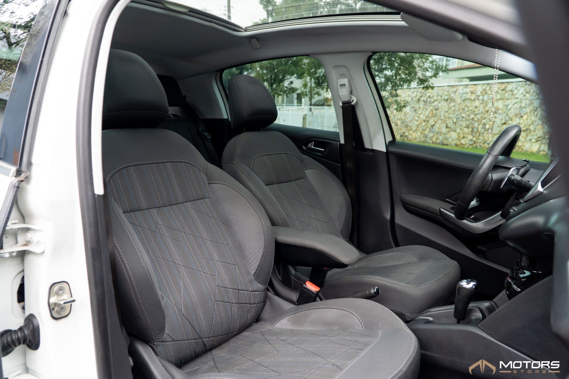 Peugeot 208 Griffe 1.6 - Imagem 7