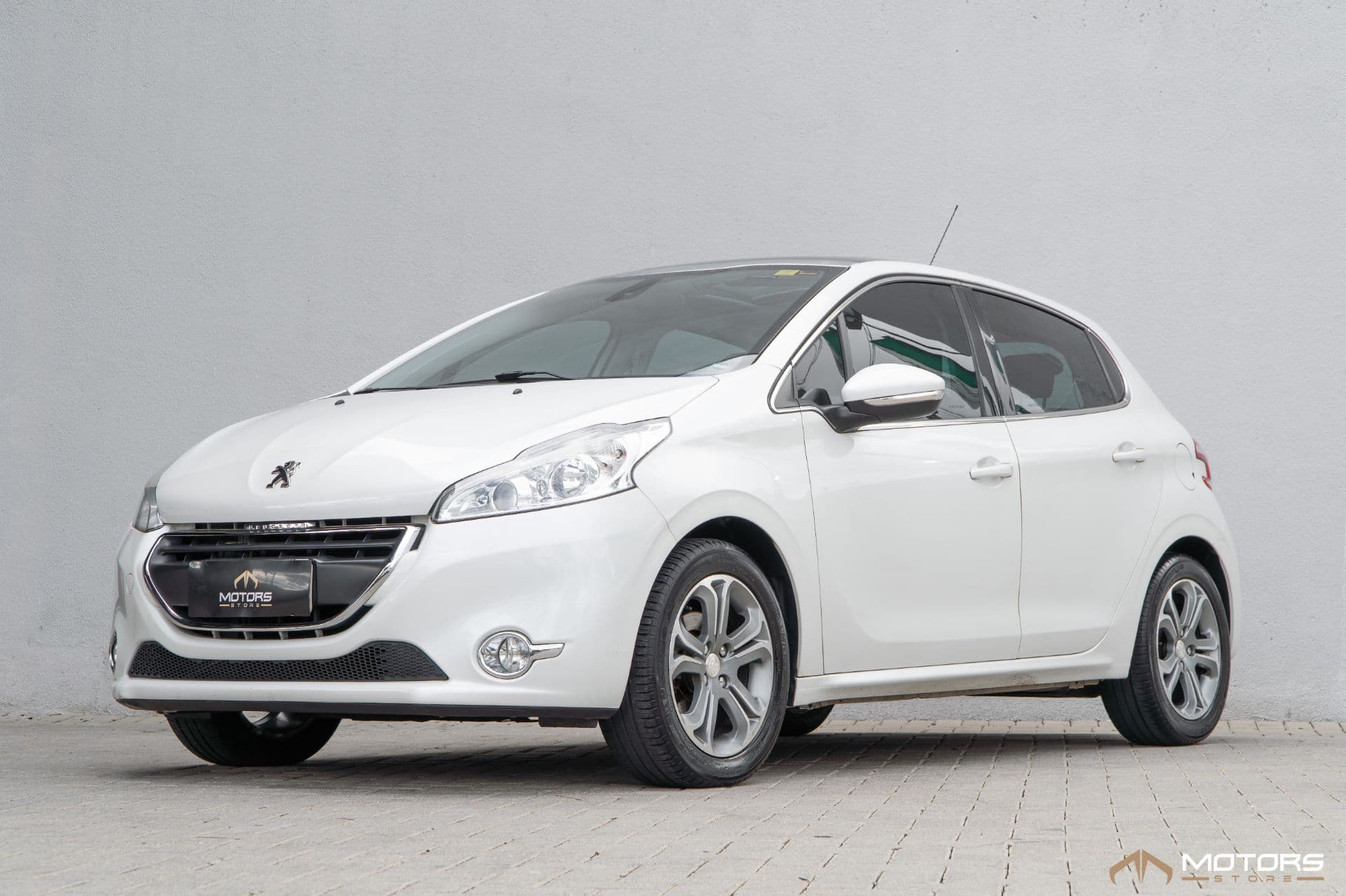 Peugeot 208 Griffe 1.6 - Imagem 1
