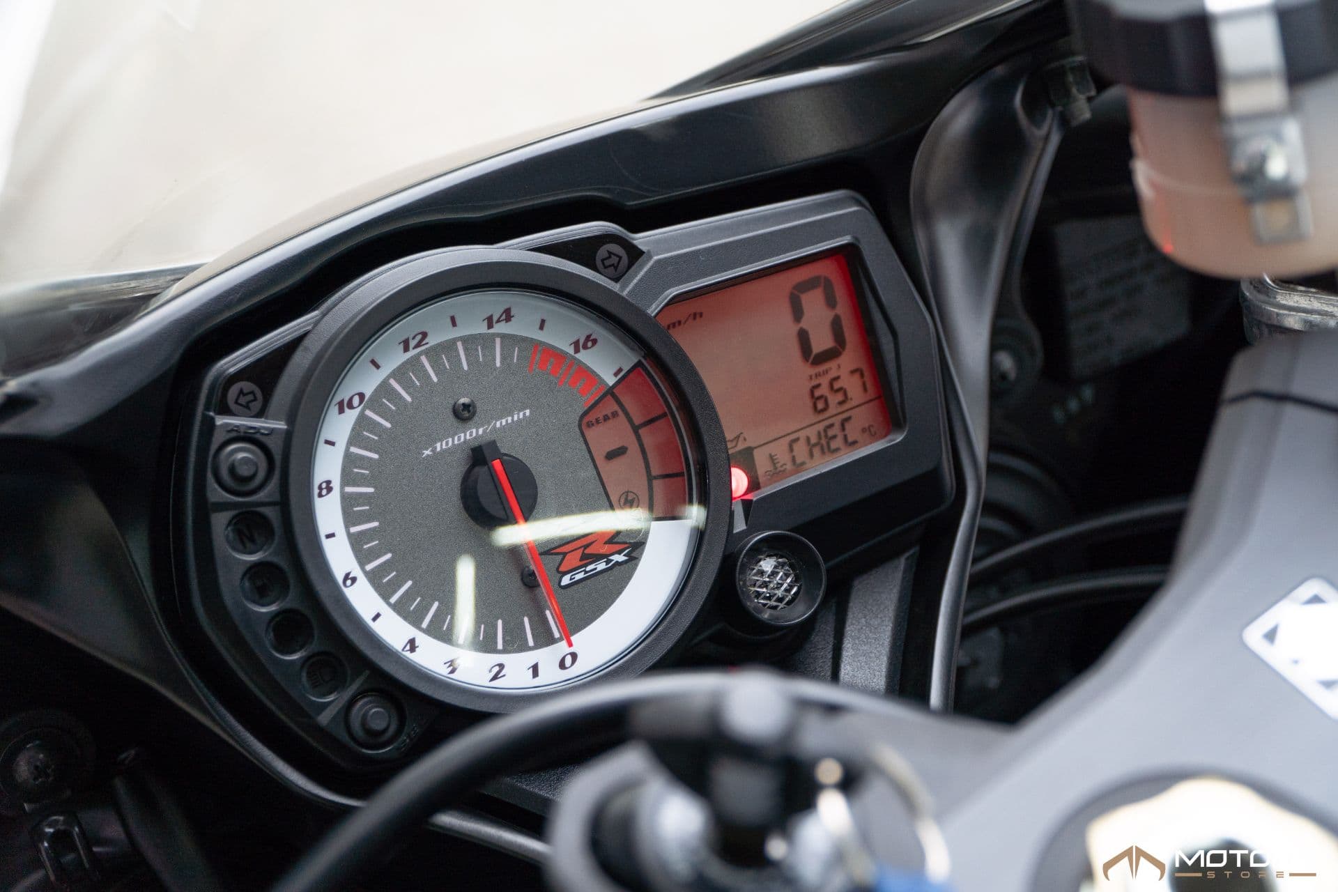Suzuki Gsx-r 750 W Srad - Imagem 18