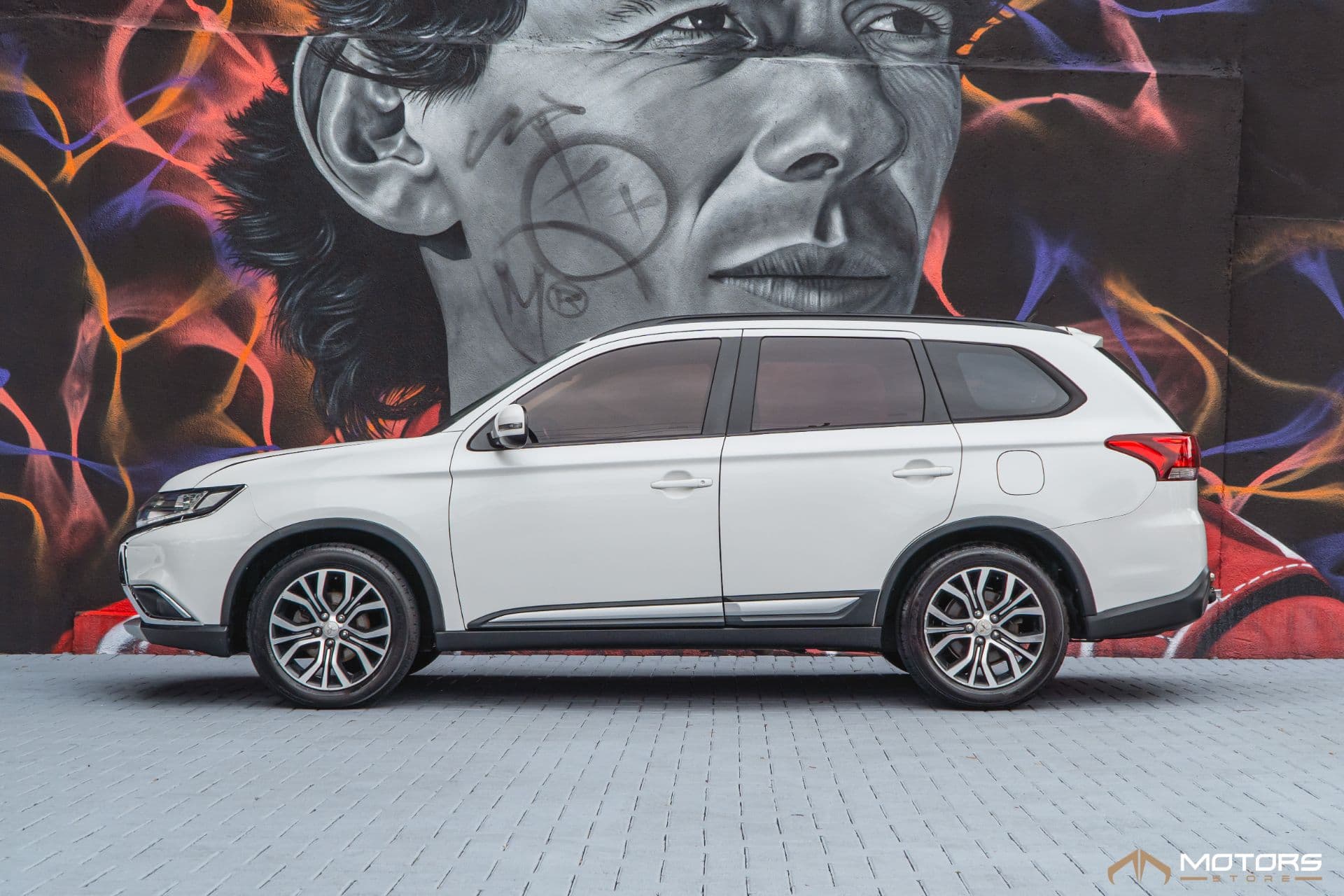 Mitsubishi Outlander 2.0 16V 160cv - Imagem 3