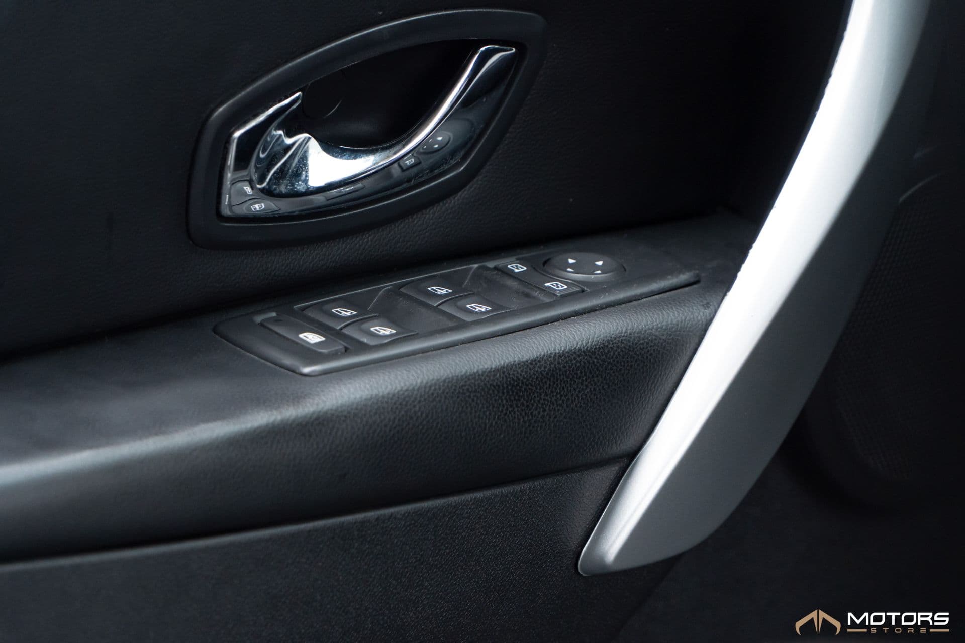 Renault Fluence 2.0 Dynamique 16v Flex 4p Manual - Imagem 16
