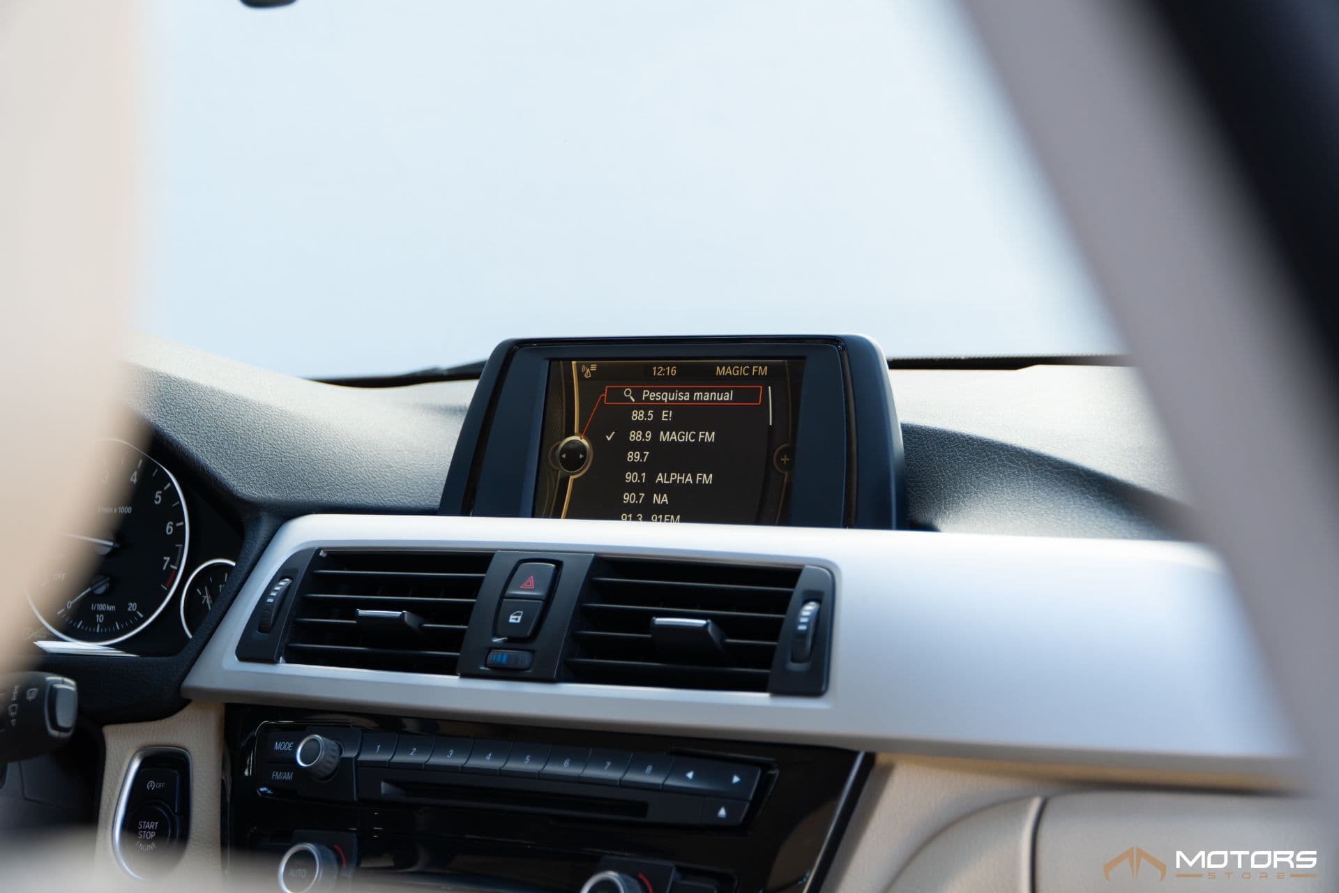 BMW 320i 2.0 Sport Gp Active Flex Aut - Imagem 13