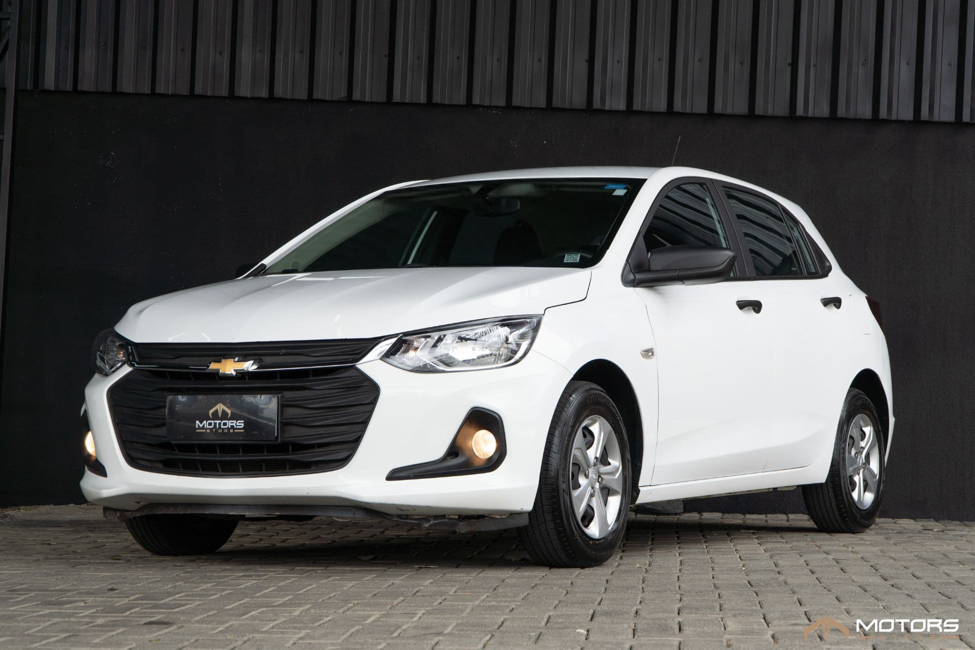 Chevrolet Onix Hatch 1.0 12v Flex 5p Mec - Imagem 1