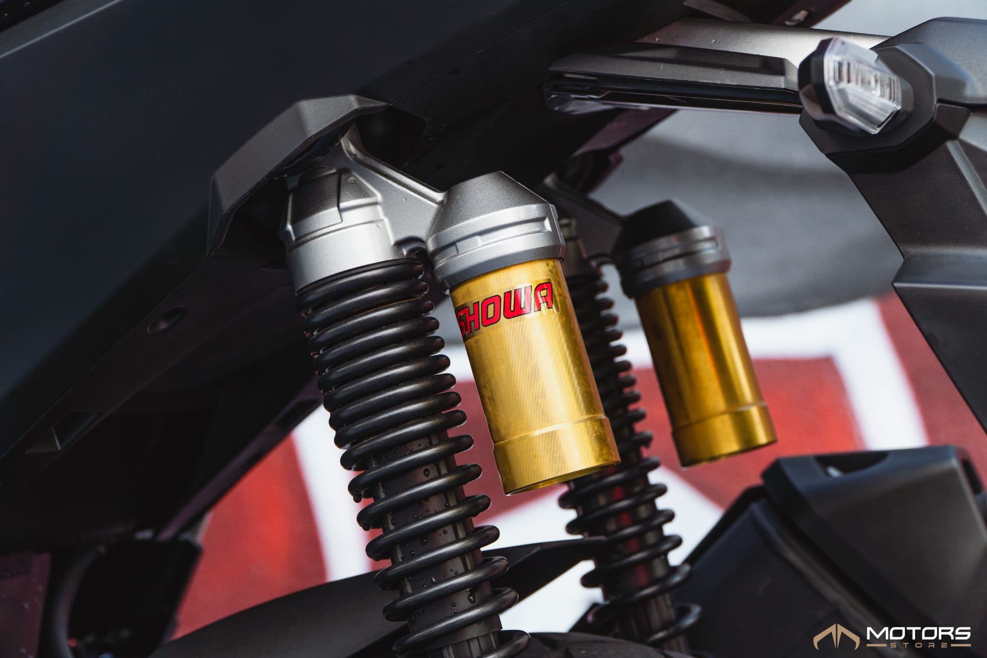 Honda ADV 150 - Imagem 12