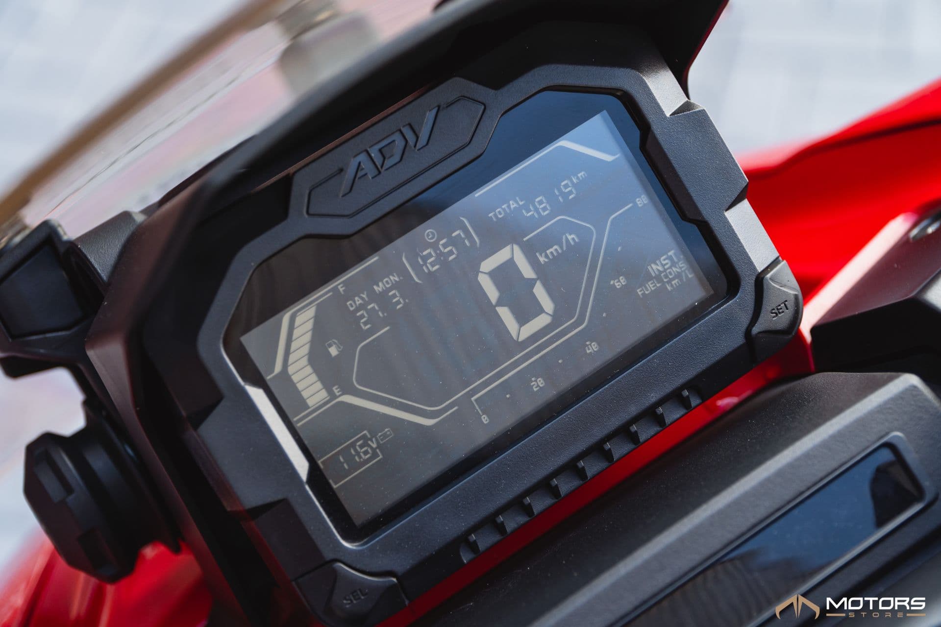 Honda ADV 150 - Imagem 9