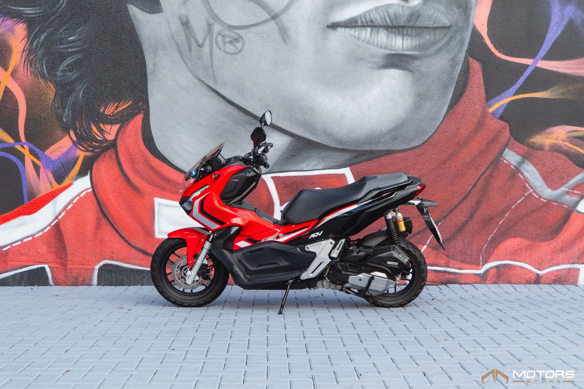 Honda ADV 150 - Imagem 2