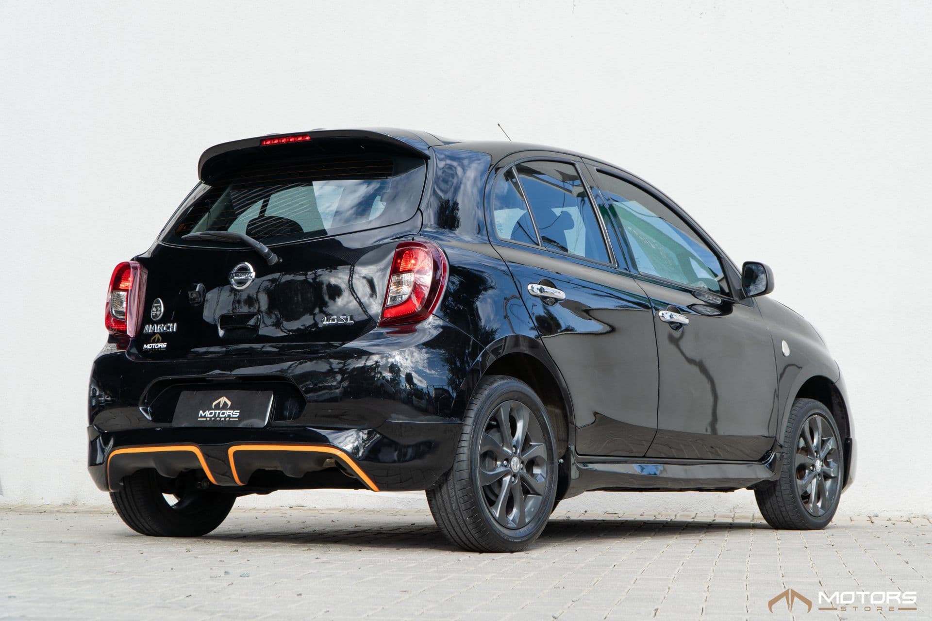 Nissan March 1.6 Rio 2016 - Imagem 2