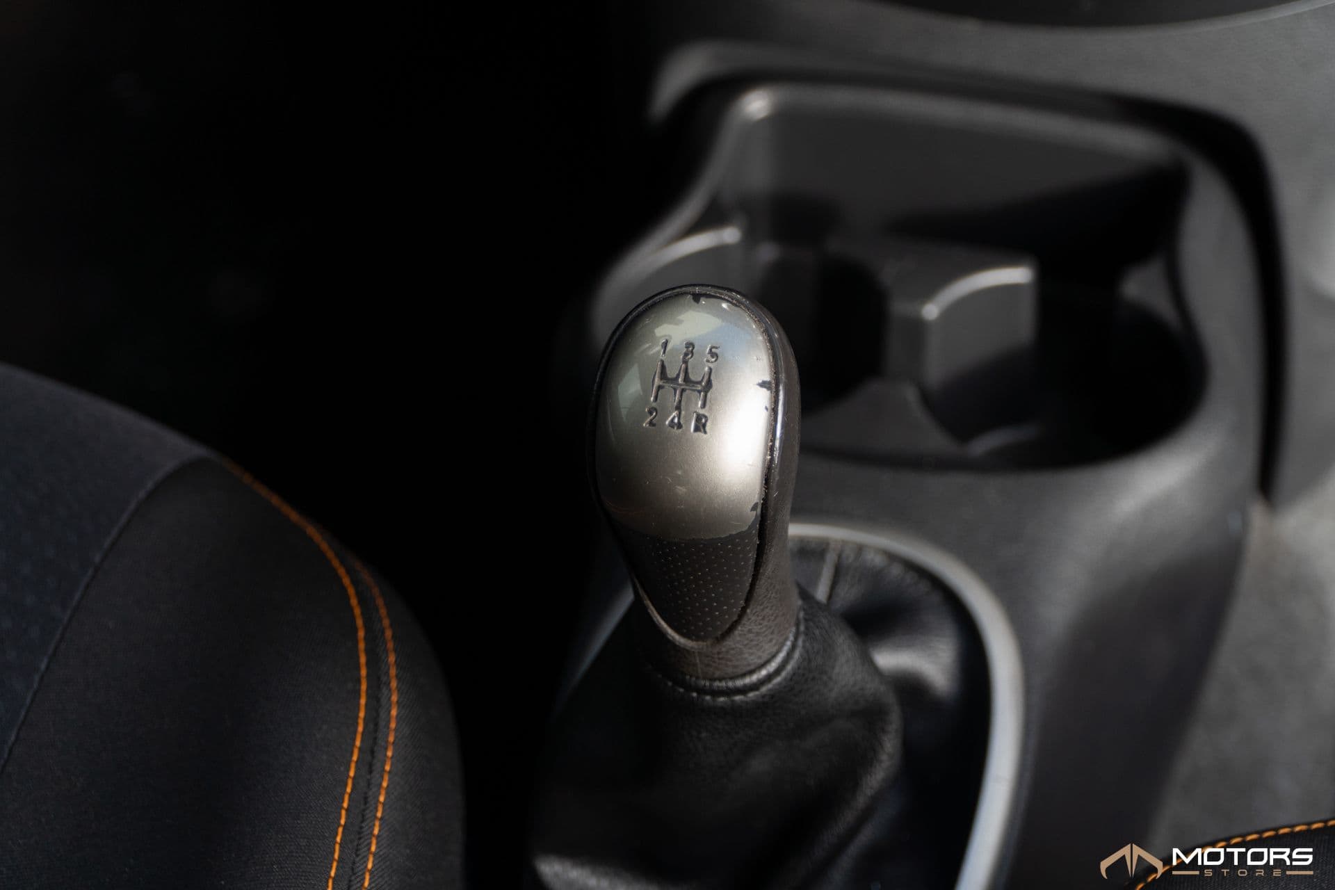 Nissan March 1.6 Rio 2016 - Imagem 12
