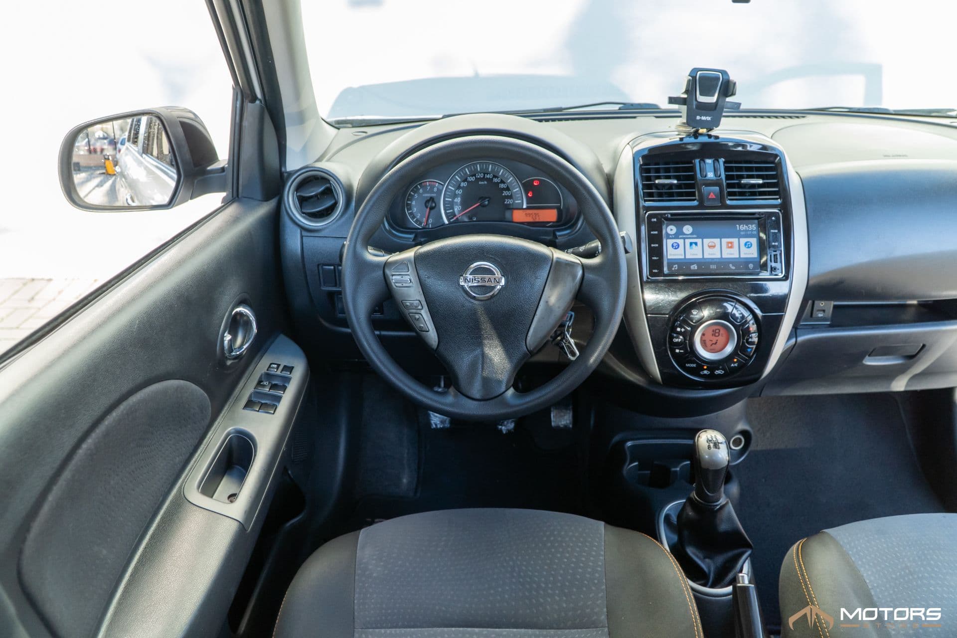 Nissan March 1.6 Rio 2016 - Imagem 15