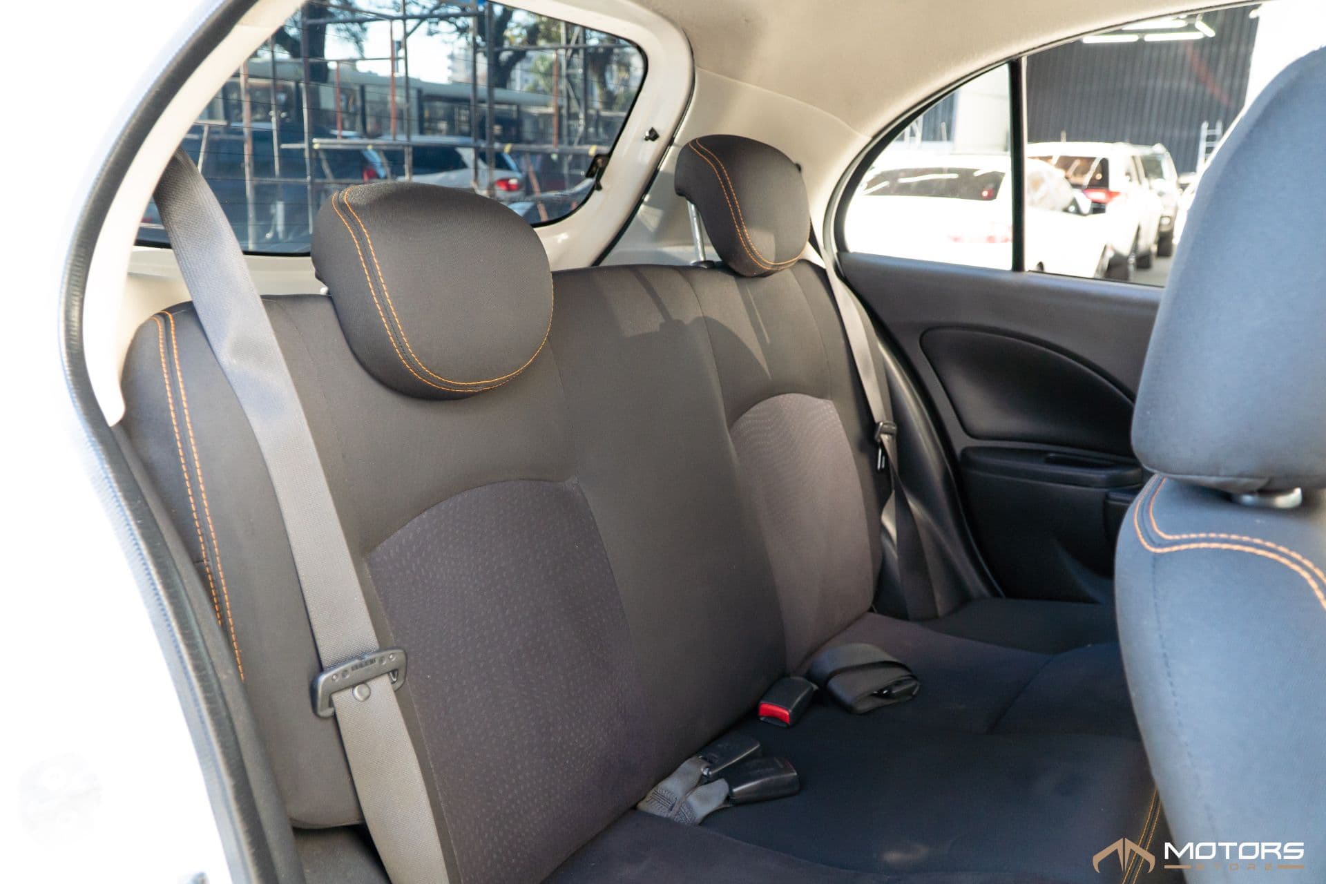 Nissan March 1.6 Rio 2016 - Imagem 9
