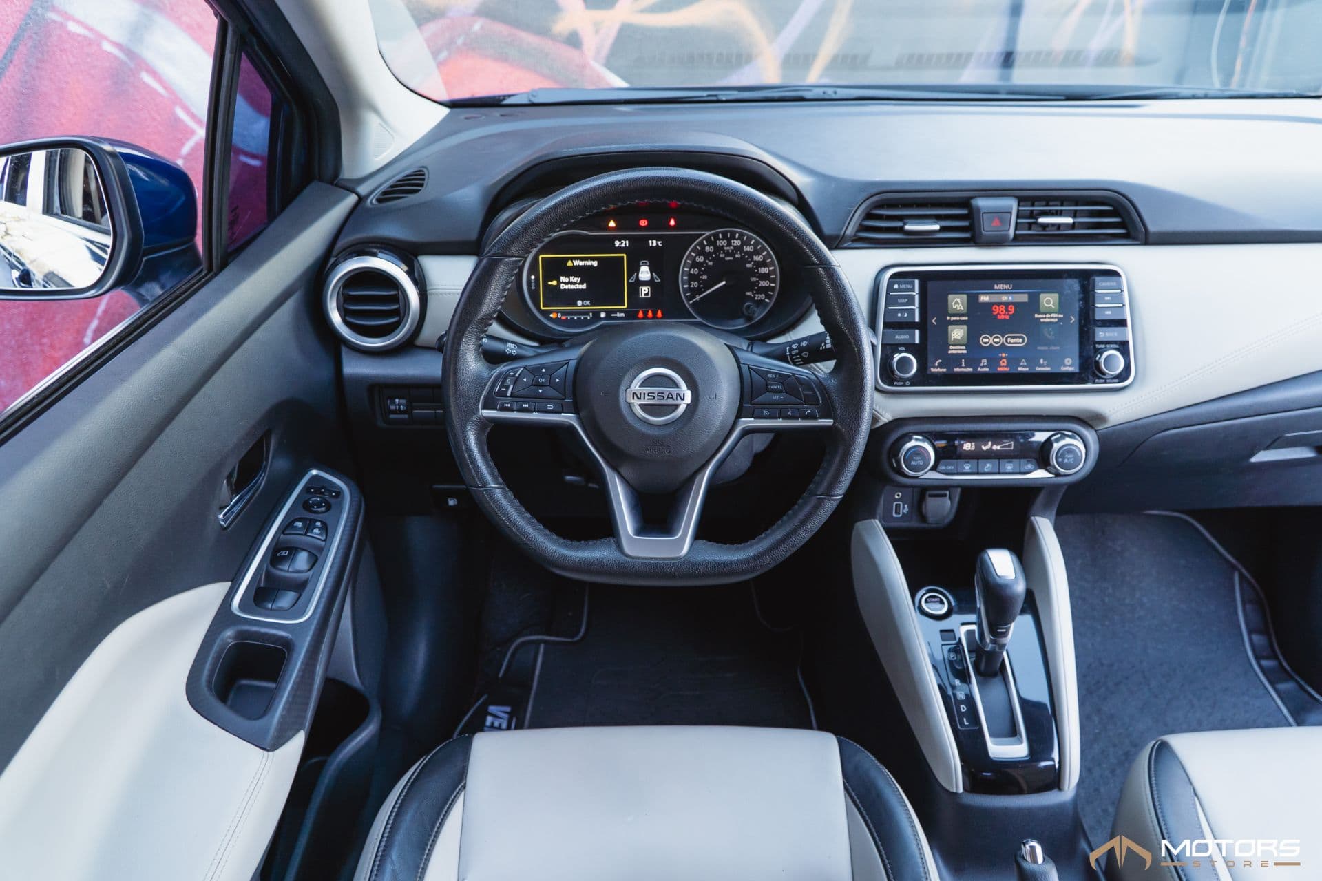 Nissan Versa 1.6 Exclusive Cvt - Imagem 15
