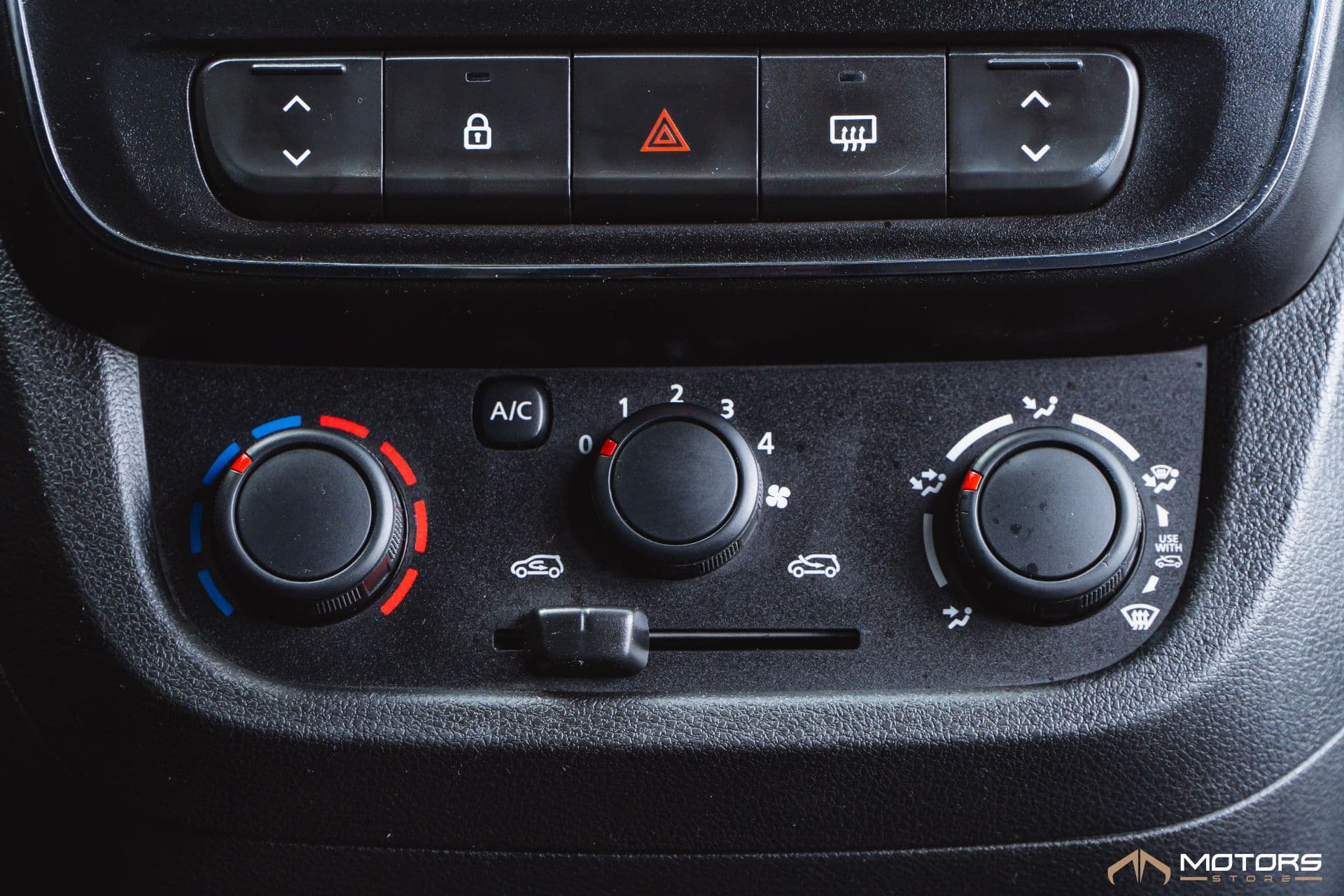 Renault Kwid Zen 2 - Imagem 10
