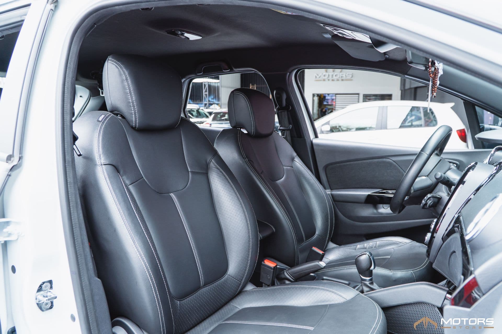 Renault Captur Intense 1.3 TB 16V Flex 5P Aut. - Imagem 6