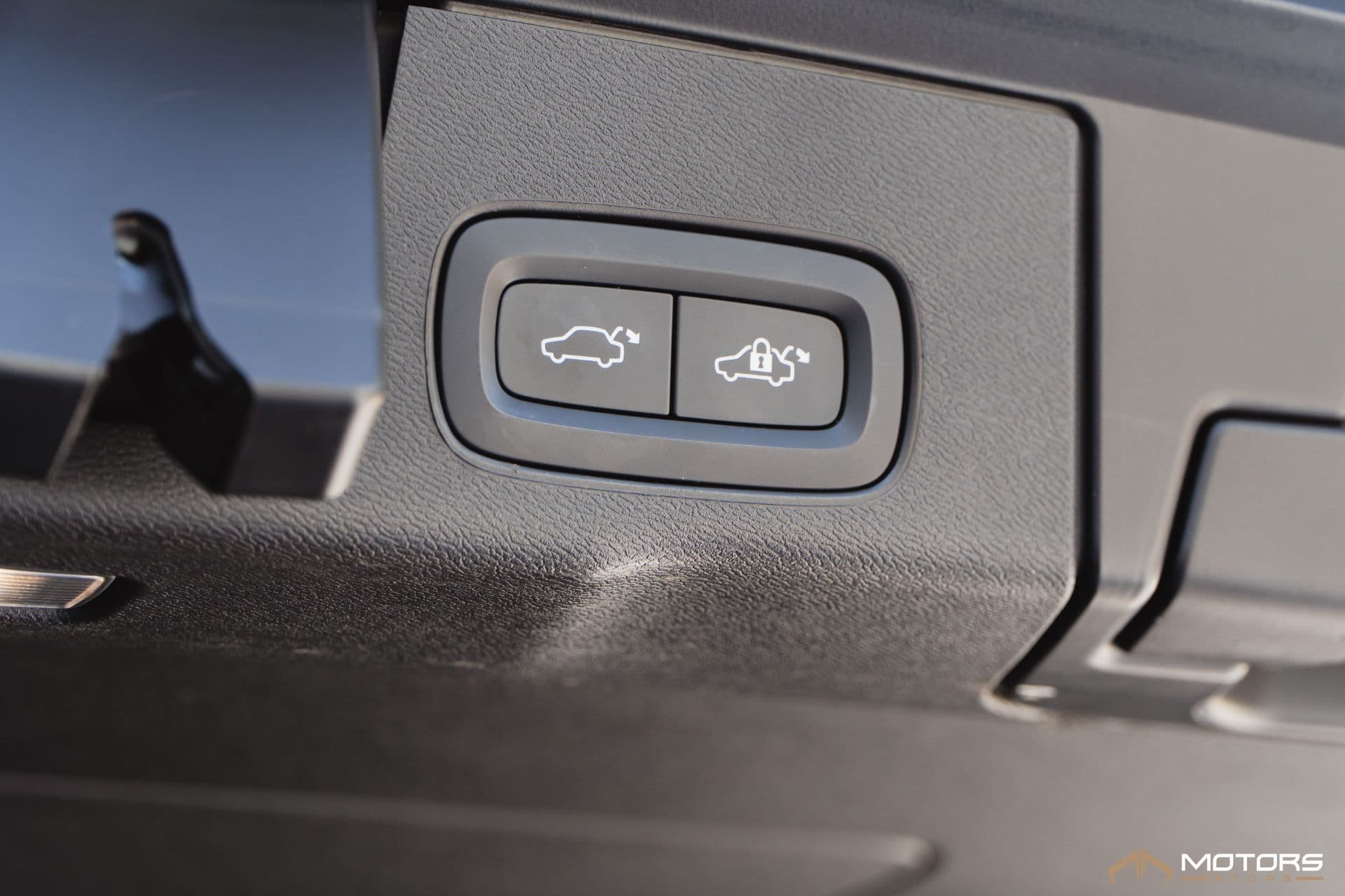 Volvo Xc 60 T-8 Hibrido R-Design 2.0 5P - Imagem 7