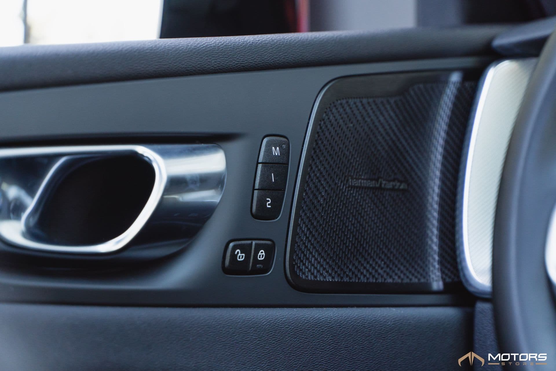 Volvo Xc 60 T-8 Hibrido R-Design 2.0 5P - Imagem 23