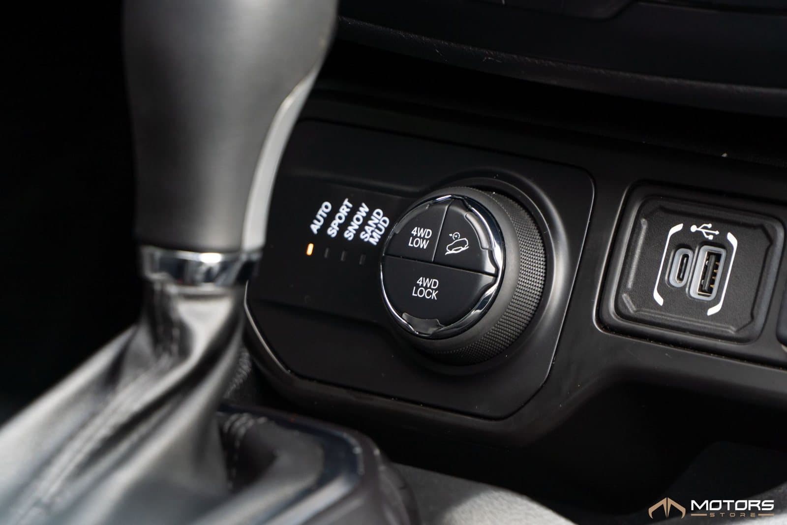 Jeep Renegade S T270 1.3 Tb 4x4 Flex Aut - Imagem 17