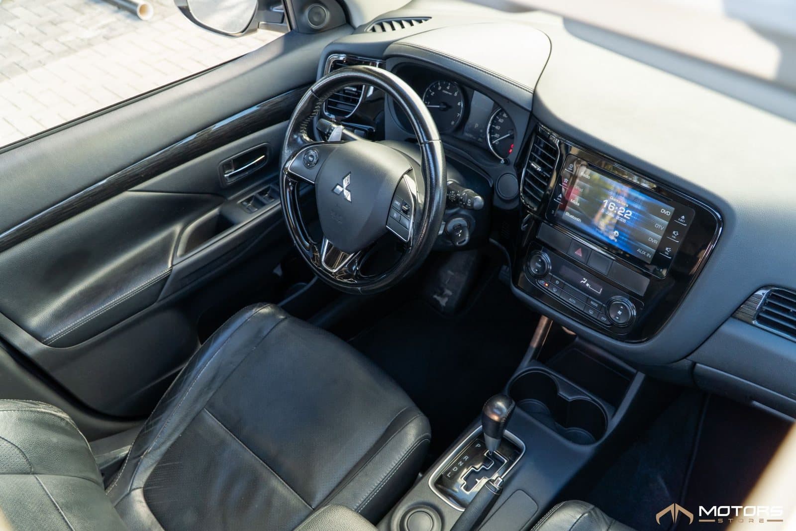 Mitsubishi Outlander 2.0 16v 160cv - Imagem 7