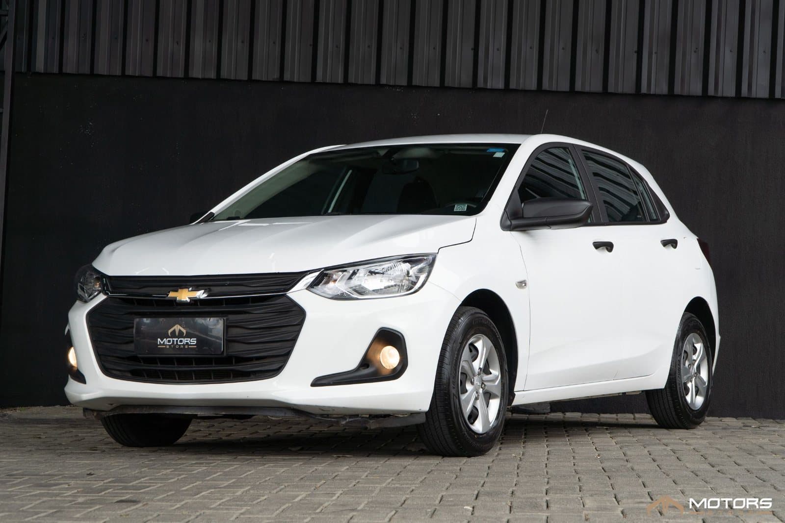 Chevrolet Onix Hatch 1.0 12v Flex 5p Mec - Imagem 1