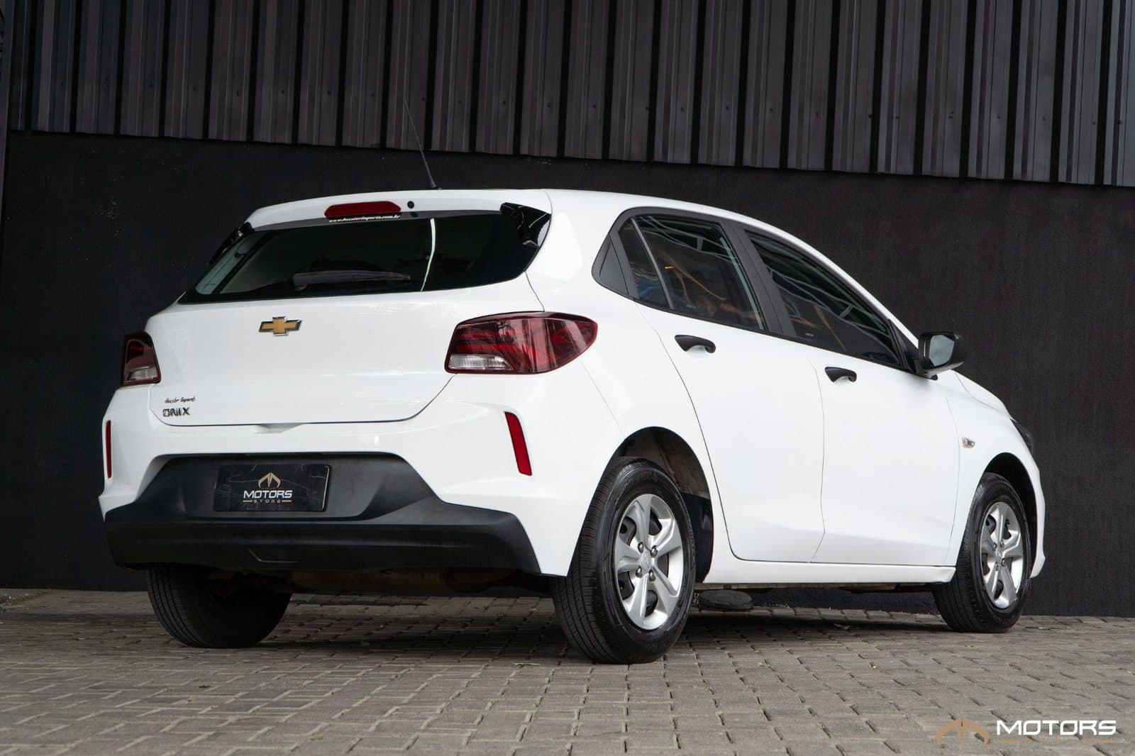 Chevrolet Onix Hatch 1.0 12v Flex 5p Mec - Imagem 2