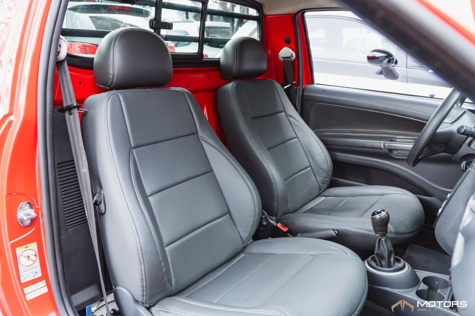 Volkswagen Saveiro Trendline 1.6 Total Flex 16v - Imagem 9