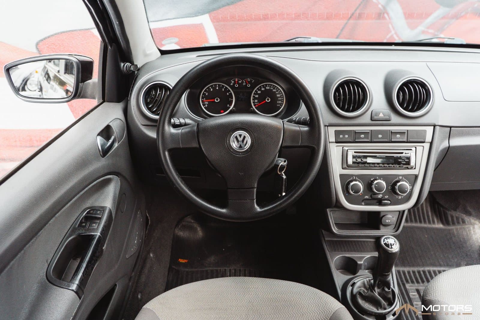 Volkswagen Voyage 1.6 Trend - Imagem 10